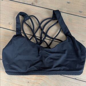 Lululemon free to be wild bra